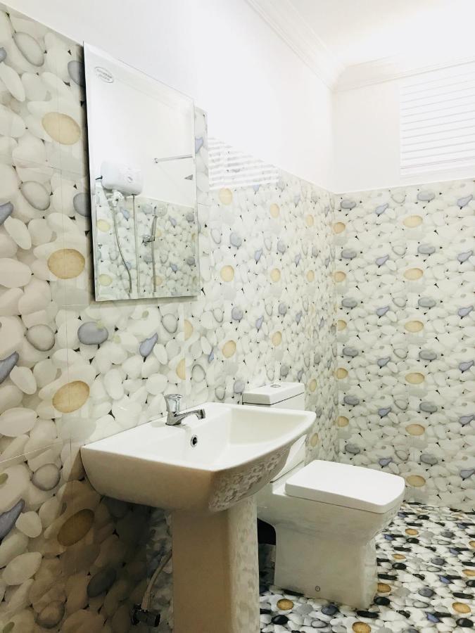 Royal White Tourist Rest Hotel อนุราธปุระ ภายนอก รูปภาพ